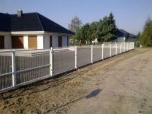 Montaż ogrodzeń